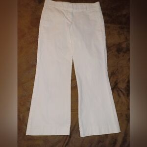 EXPRESS DESIGN STUDIO EDITOR, WHITE CAPRIS, SIZE 2. WOMEN.